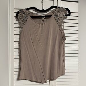 H&M Beige Lace Accent Tank Top